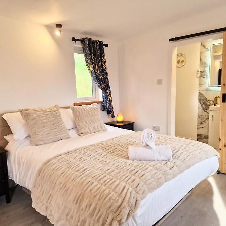 Kaoglen Lodge - Fawn Pod - Hot Tub - Dogs - Pitlochry - Luxury Blairgowrie and Rattray Buitenkant foto