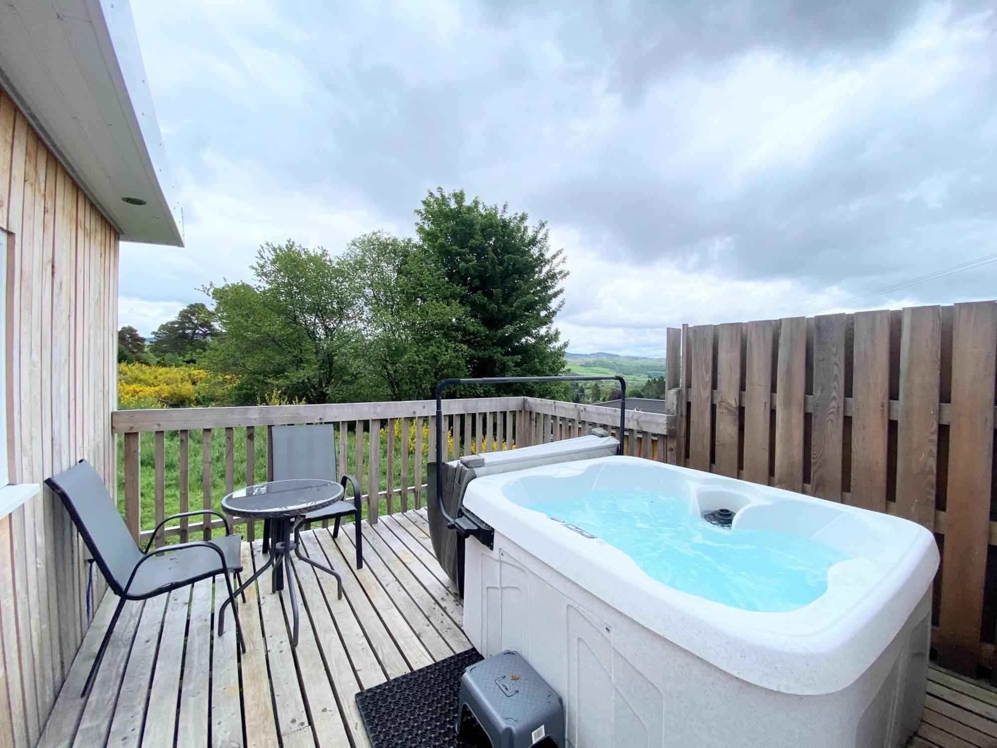 Kaoglen Lodge - Fawn Pod - Hot Tub - Dogs - Pitlochry - Luxury Blairgowrie and Rattray Buitenkant foto